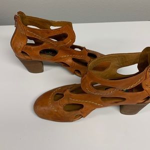 Everybody sandal shoe